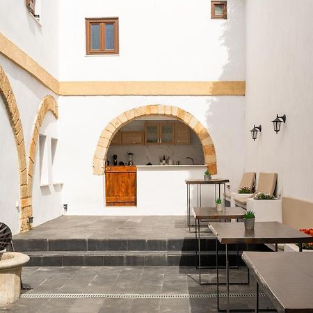 Ancient Knights Luxury Suites Родос Экстерьер фото